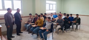 اجرای برنامه‌های هدایت تحصیلی و ارتقای سطح آگاهی هنرجویان هنرستان ها توسط مسئولین دانشگاه 2
