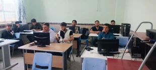 اجرای برنامه‌های هدایت تحصیلی و ارتقای سطح آگاهی هنرجویان هنرستان ها توسط مسئولین دانشگاه 5