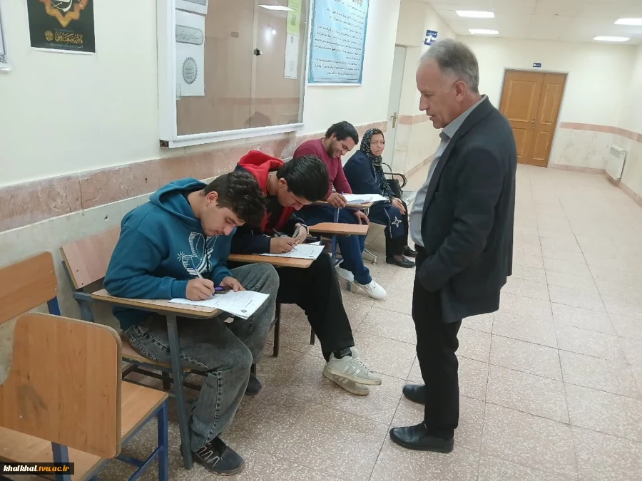 گزارش تصویری اولین روز ثبت نام دانشجویان ورودی جدید سال ۱۴۰۴ در آموزشکده پسران خلخال 4