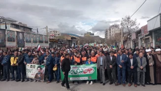 همگام و همراه با اقشار مختلف مردم؛
حضور خانوادگی کارکنان و اساتید آموزشکده ملی مهارت پسران خلخال در نمایش عظیم اقتدار ملی در رزمایش سراسری #جان_فدا برای ایران امام رضایی