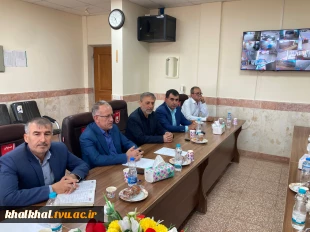 مقارن با بازگشایی دانشگاهها جلسه ای با حضور روسا و اعضا دانشگاههای شهرستان خلخال در خصوص تهدیدات ، چالش ها و فرصت ها با حضور معاون سیاسی وامنیتی فرماندار ی خلخال در دفتر ریاست آموزشکده پسران خلخال برگزار شد .
 10